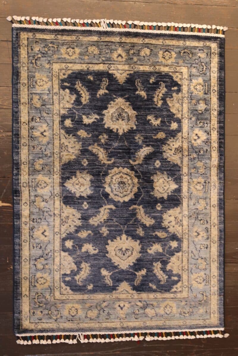 Hand-knotted Navy Ziegler Wool Rug
