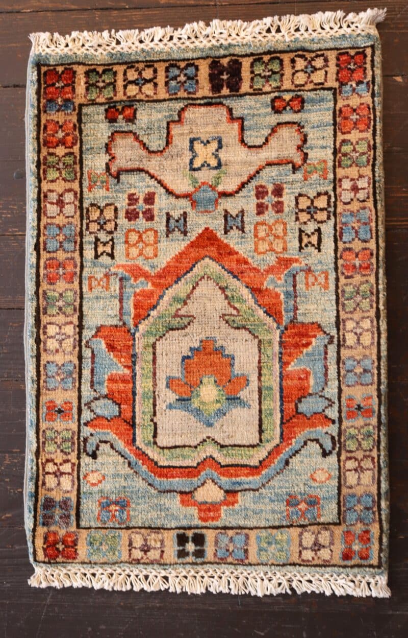 Handknotted Heriz-Style Wool Rug