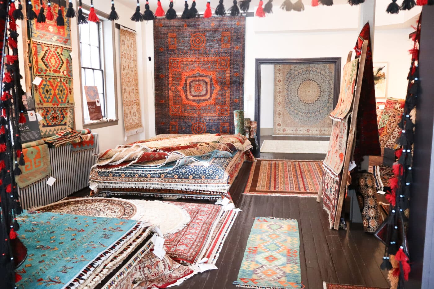 Persian Rug Store Stunning Handmade Carpets - Orientiq